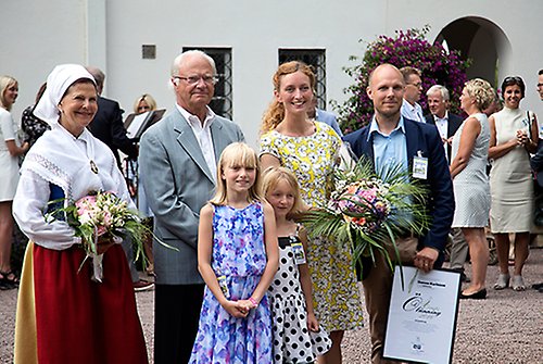 Kungaparet, ”Årets Ölänning” Hanna Karlsson med sambon Roger Olofsson och barnen Hilda och Inez. 