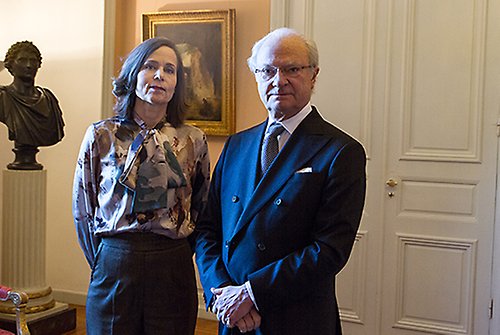 Kungen och Sara Danius under mötet på Kungliga slottet. 
