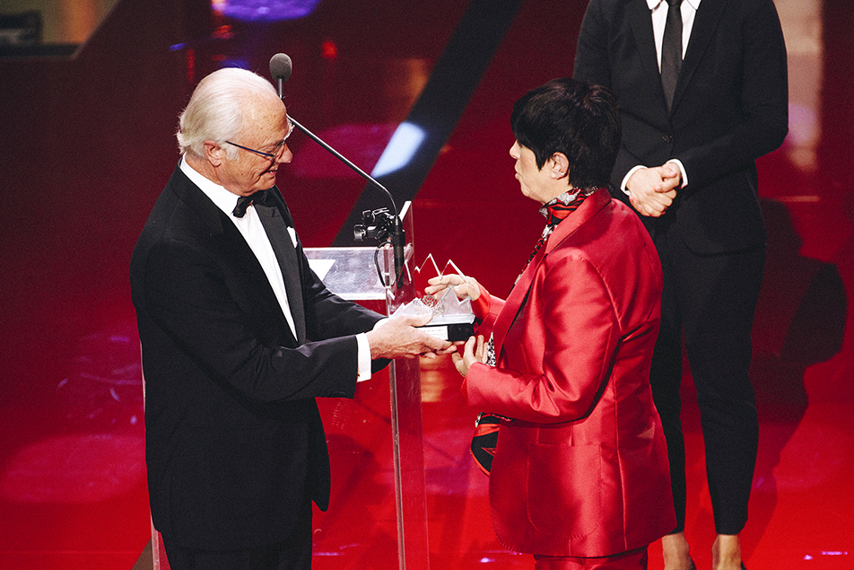Diane Warren won the 2020 Polar Music Prize, and received her award from The King during this year's ceremony. 