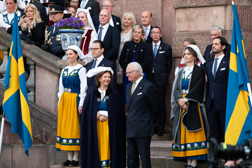 Kungafamiljen vid taptot på Logården som avslutade nationaldagsfirandet.