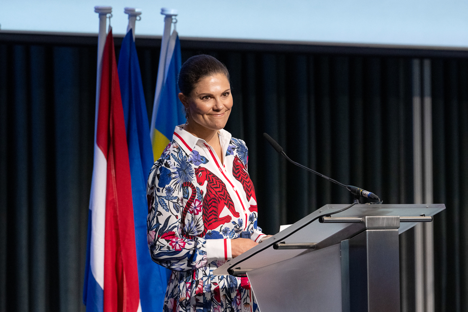The Crown Princess gave a speech to mark the 60th anniversary of the Swedish Chamber of Commerce in the Netherlands. 