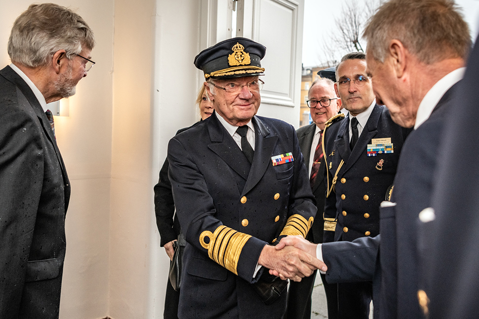 Kungen välkomnas till seminariet i Sparre-salen i Karlskrona