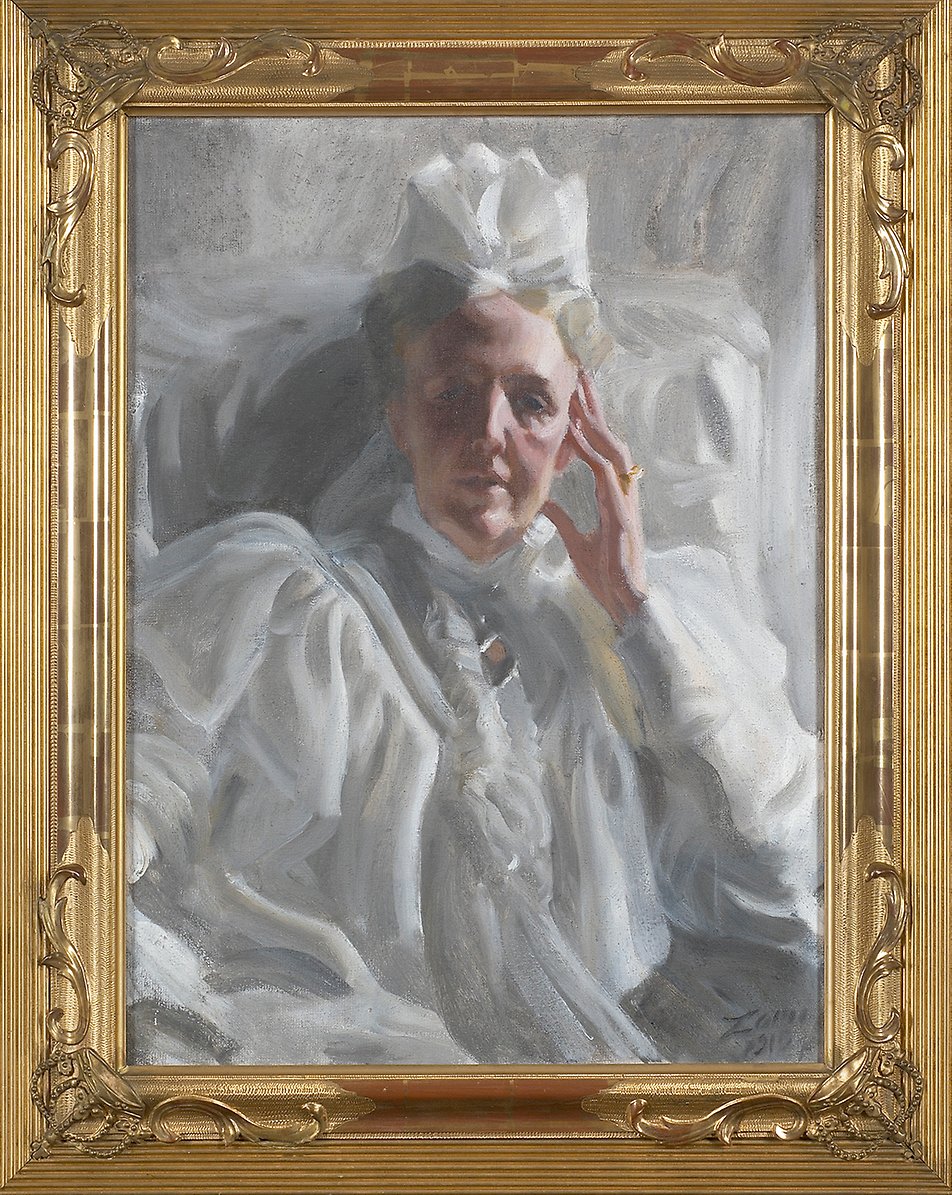 Portraits of our current royal dynasty can be seen in the Bernadotte Gallery at the Royal Palace. They include this portrait of Queen Sofia, painted by Anders Zorn.