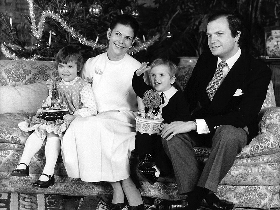 Kungafamiljen firar jul på Drottningholm slott, december 1981.