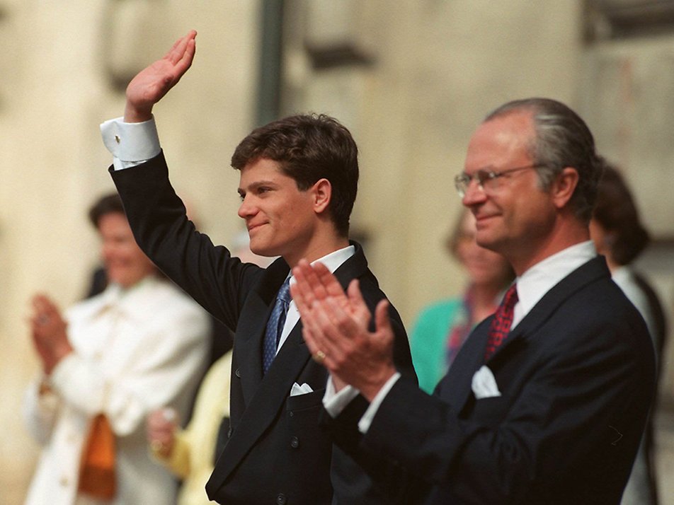 Prins Carl Philip fyller 18 år den 13 maj 1997.