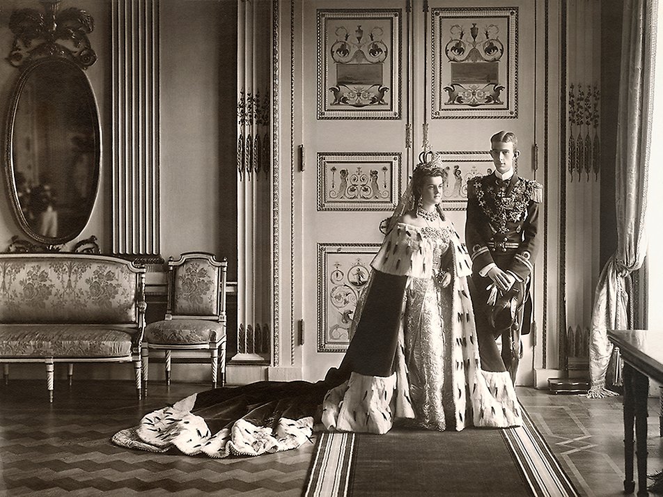 Prins Wilhelm och Maria Pavlovna, bröllopsbild från maj 1908. Bröllopet stod i Katarinapalatset i Tsarskoje Selo. 